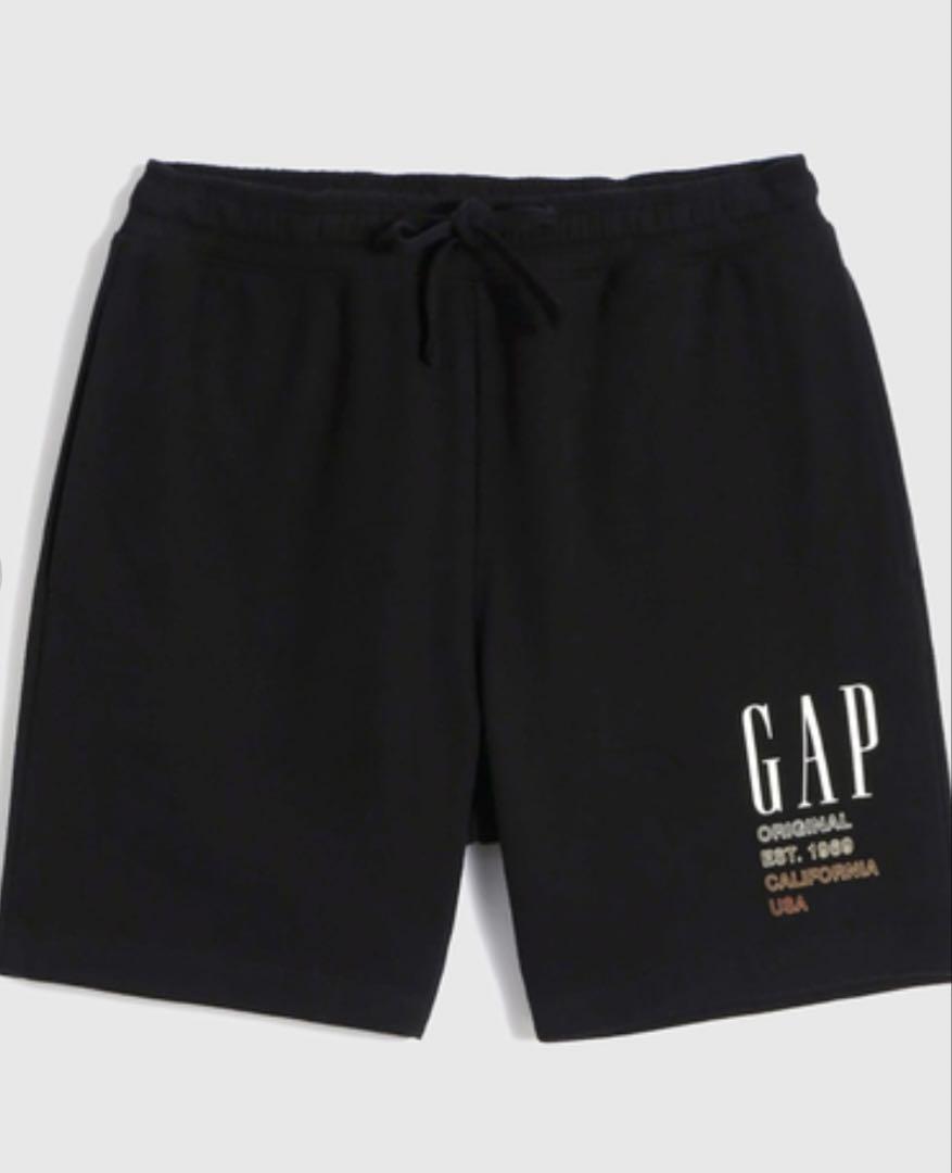 GAP ブラック ロゴ入り クルーネックスウェット