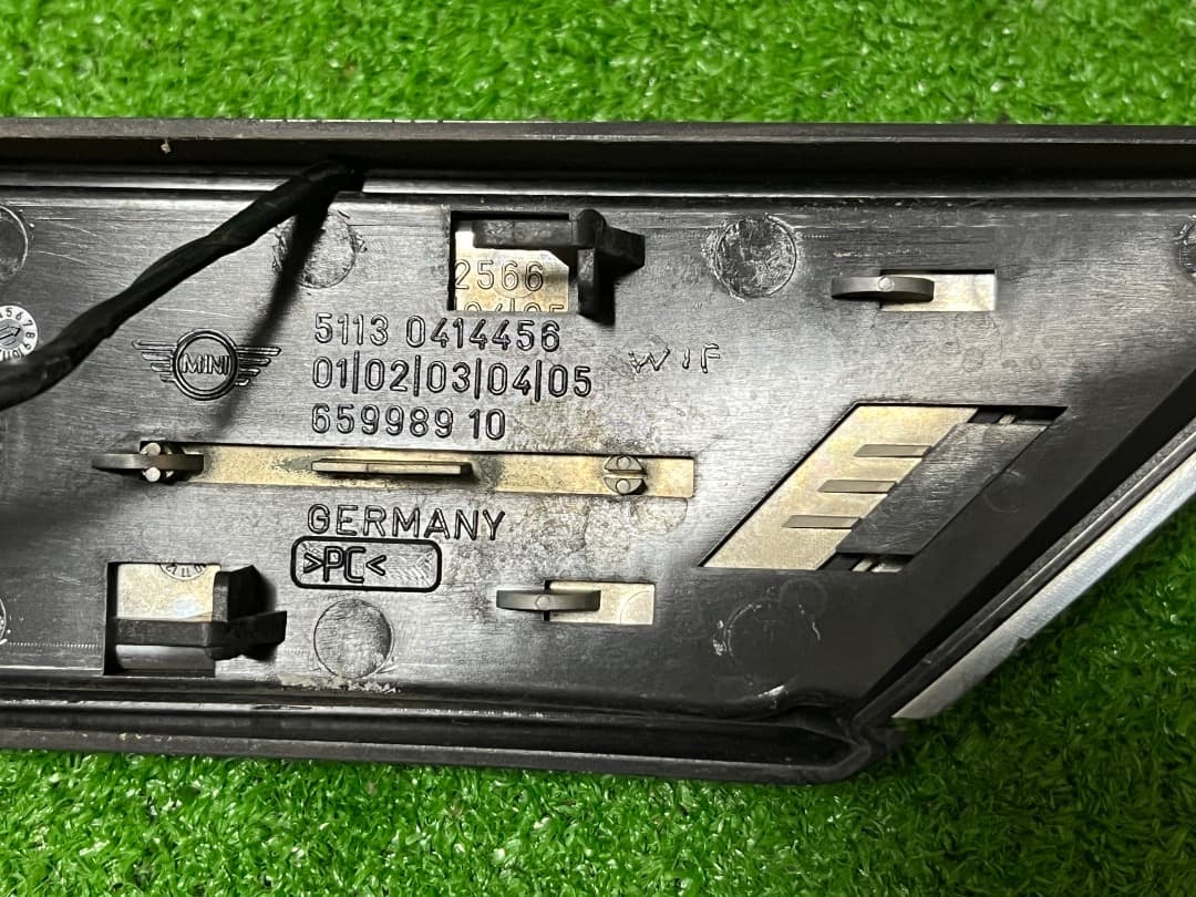 BMW MINI クーパー ZF16 ハンプトン ウインカー サイドマーカー。