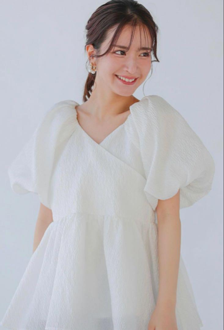 【美品】fitmore ジャガードカシュクールぺプラムトップス