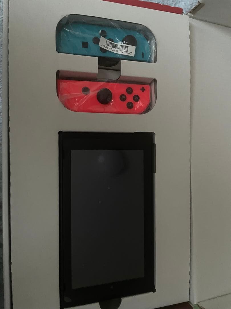 Nintendo Switch 本体 青と赤のジョイコン付き