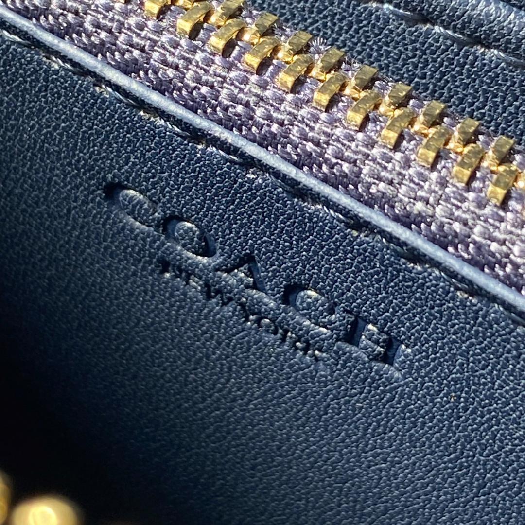 購入者決定COACH 長財布 シグネチャー ロングジップ デニム ウォレット