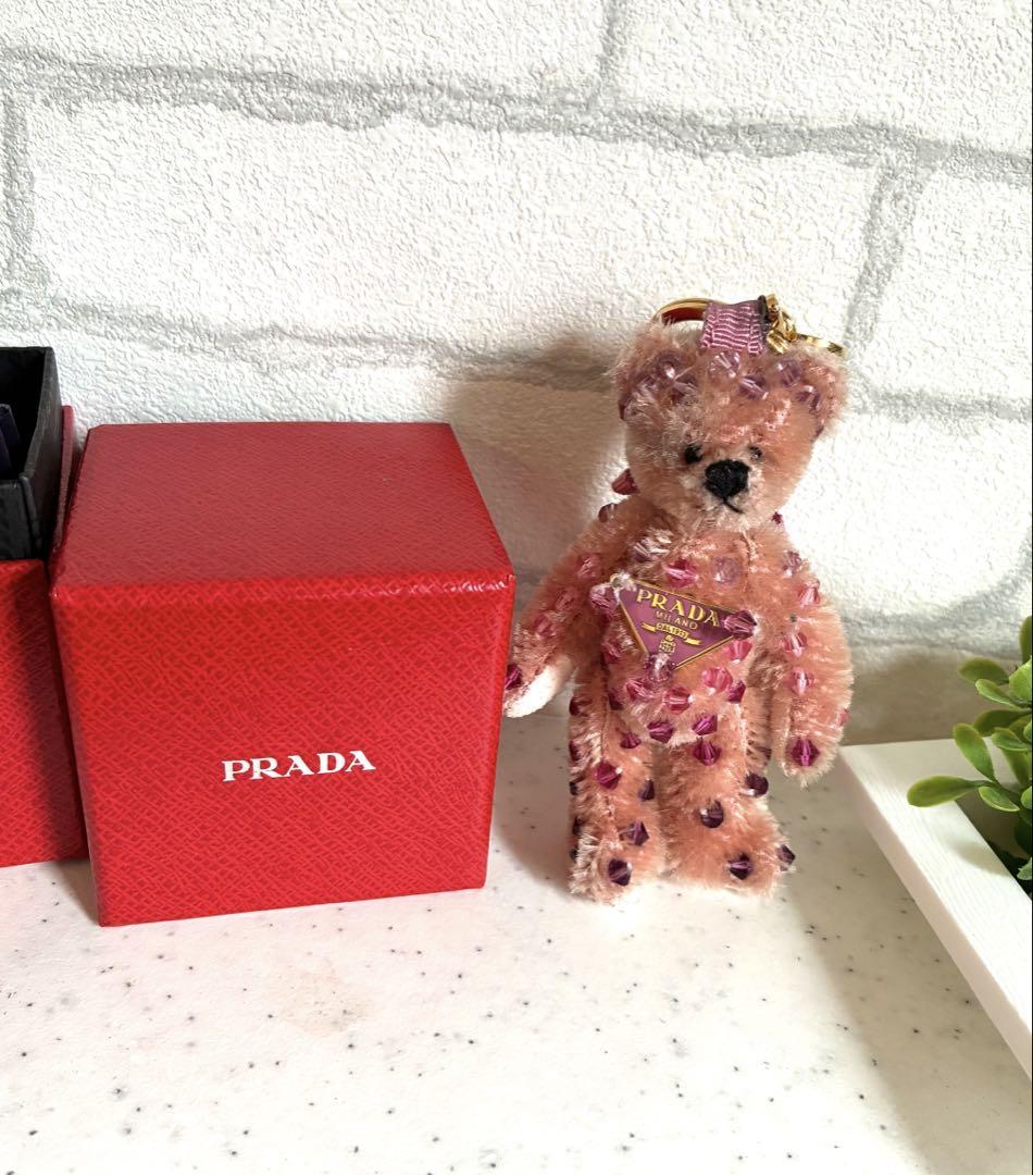PRADA テディベア　キーホルダー ピンク　キーリング　希少 PRADA テディベア キーホルダー ピンク キーリング 希少 - メルカリ