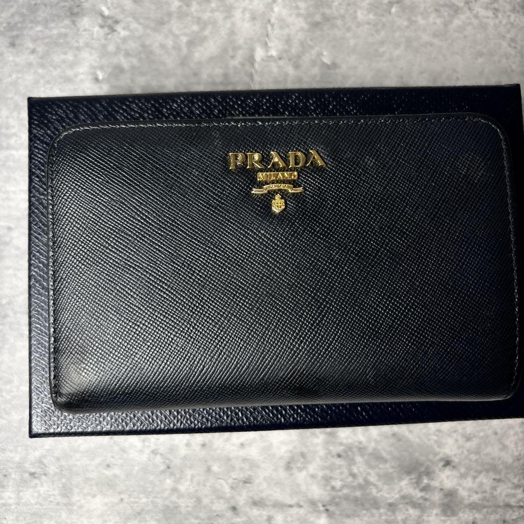 【極美品】PRADA プラダ オーガナイザー サフィアーノ メタルロゴ ブラック プラダ キーケース レディース サフィアーノ メタル ブラック