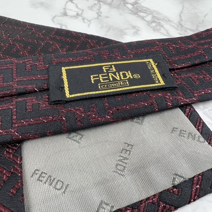 2021年最新海外 ✨極美品✨ FENDI フェンディ ネクタイ 高級シルク 総ロゴ ハイブランド dopf.ui.ac.id 2021年最新海外 ✨極美品✨ FENDI フェンディ ネクタイ 高級シルク 総ロゴ ハイブランド dopf.ui.ac.id