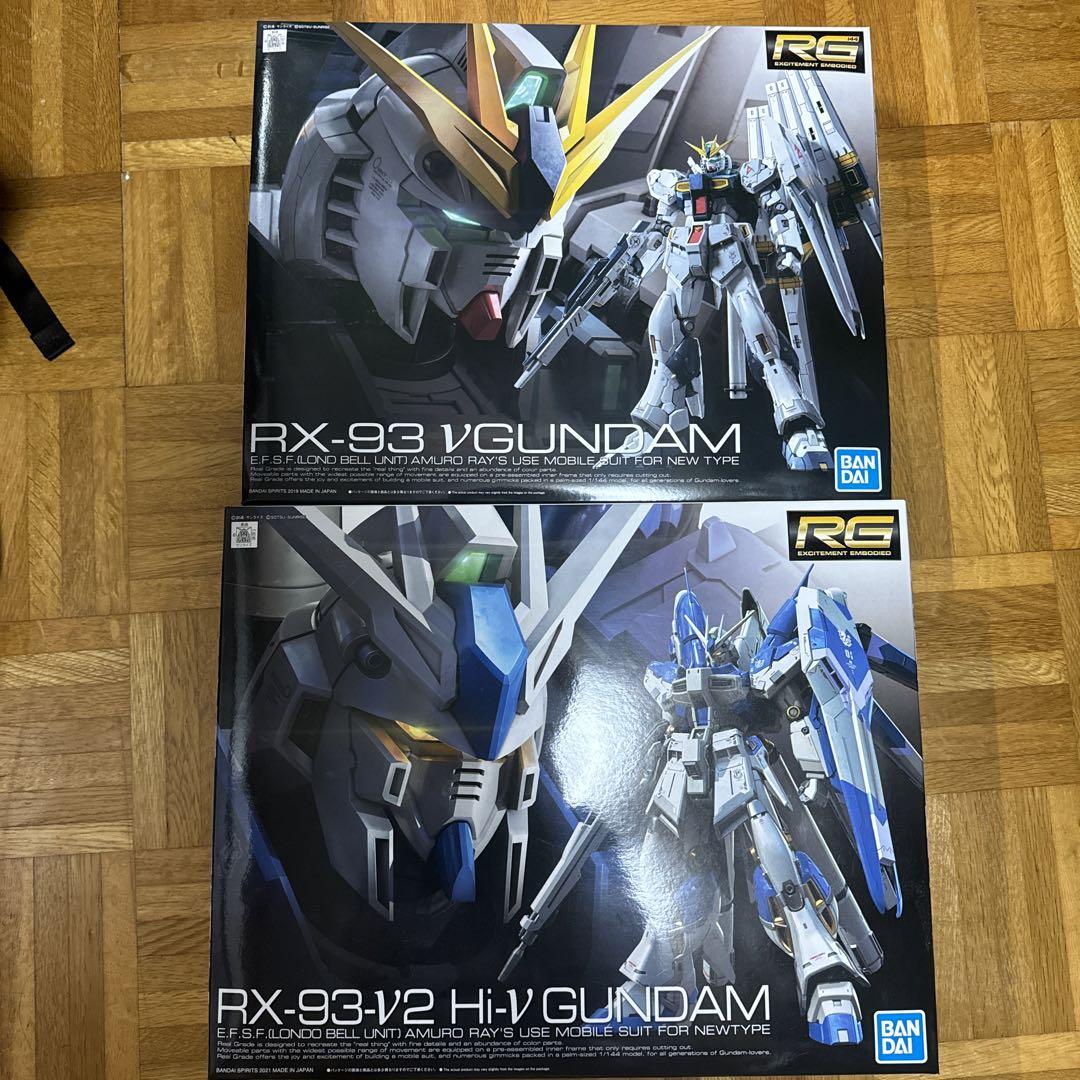 RG 1/144 Hi-νガンダム RG νガンダム