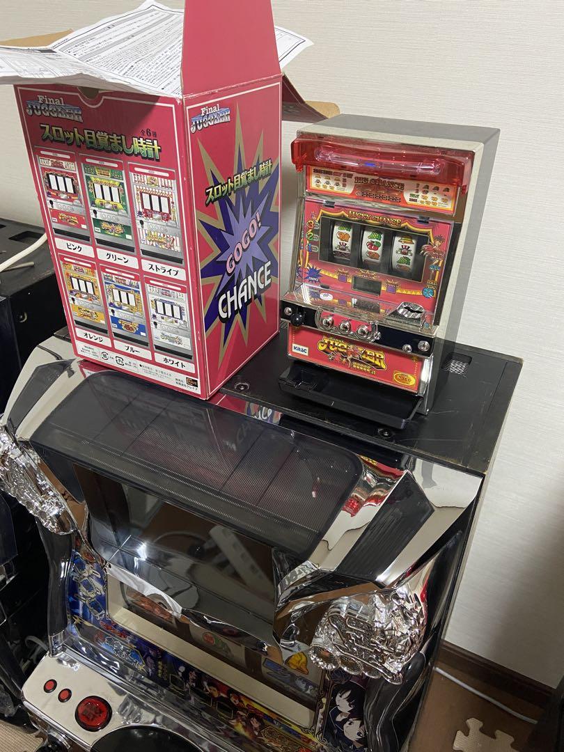 ジャグラー スロットクロック 置き時計 レッド 赤 カレンダー