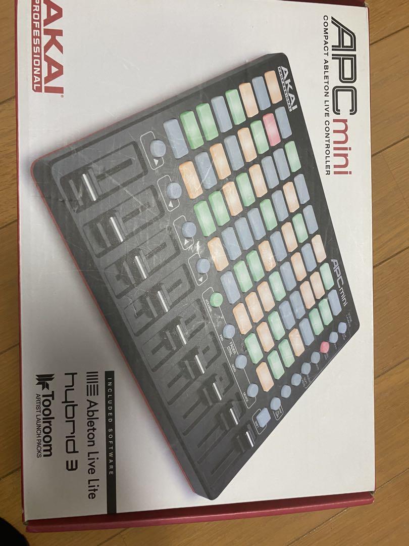 AKAI APC mini コントローラー - メルカリ