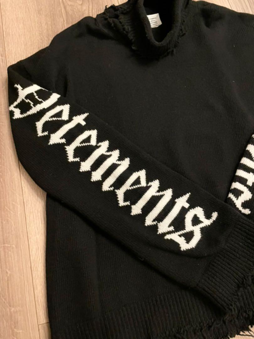 得価100%新品 VETEMENTS Gothic Logo Turtleneck Sweater De9W2-m63509241210 SALE高品質