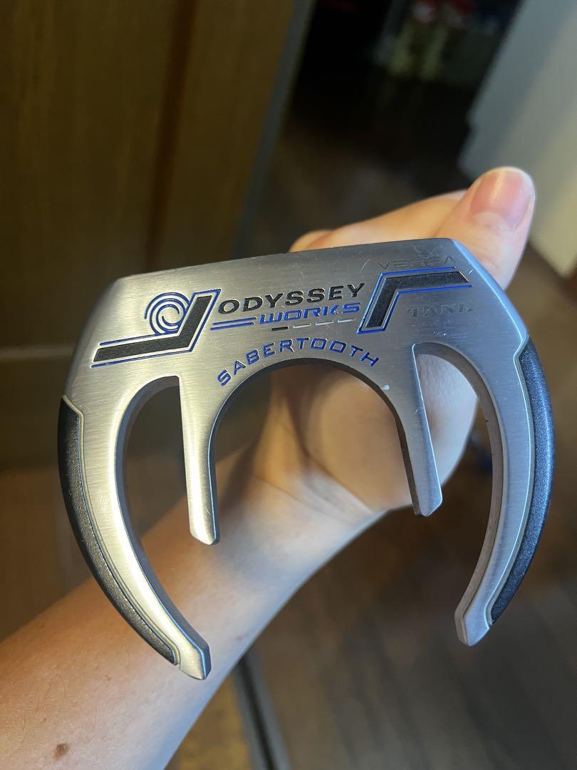 ODYSSEY WORKS SABERTOOTH パター