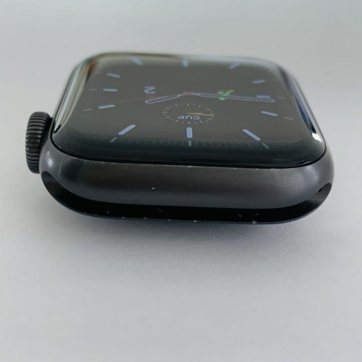 大特価人気 Apple Watch series 5 -40mm Aluminum GPS pD1i2-m63517608449 得価お買い得