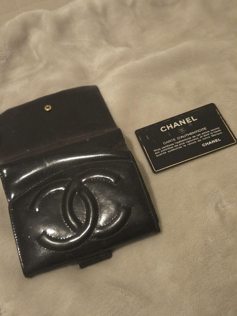 CHANEL ブラックレザー 二つ折り財布 CHANEL ブラックレザー 二つ折り財布