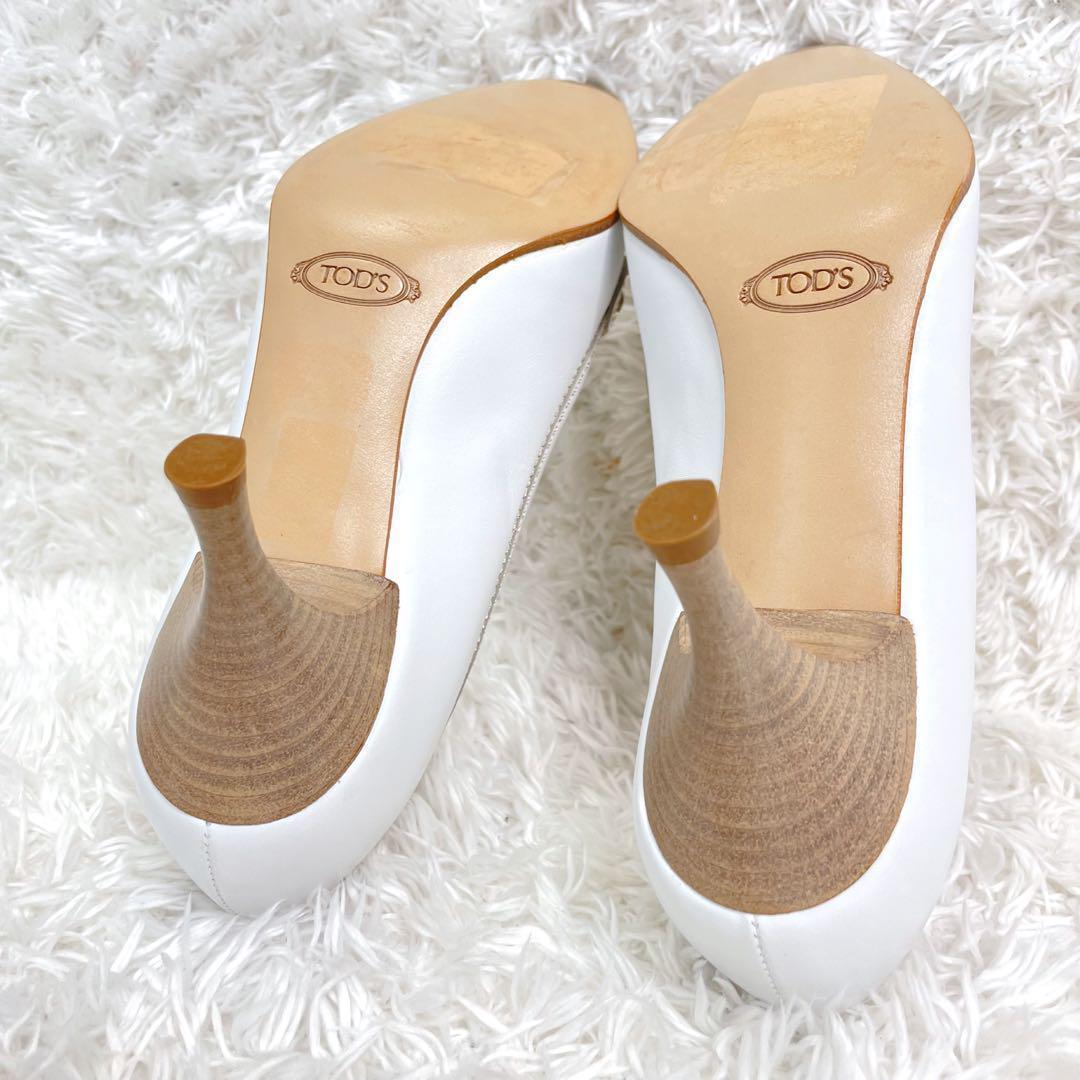 未使用✨️ TOD'S トッズ　パンプス　レザー ホワイト 22.5ポインデット
