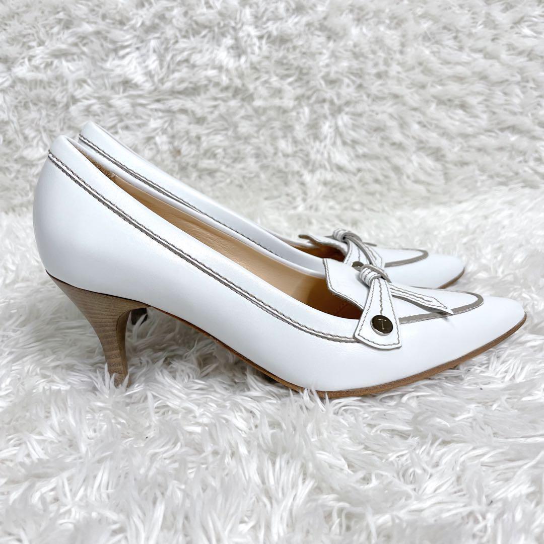 未使用✨️ TOD'S トッズ　パンプス　レザー ホワイト 22.5ポインデット