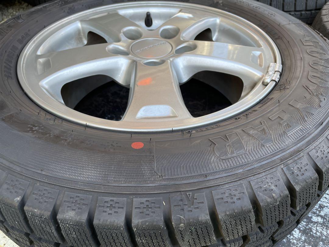 【oioi】ステップワゴン等 スタッドレス2020年製造205/65R15