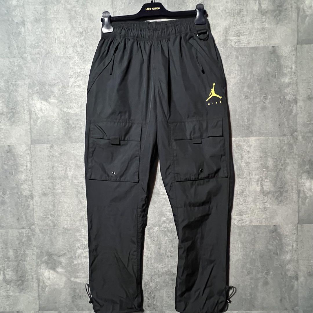 NIKE ジャンプマン　ナイロンカーゴパンツ　ブラック　M 美品　ジョーダン