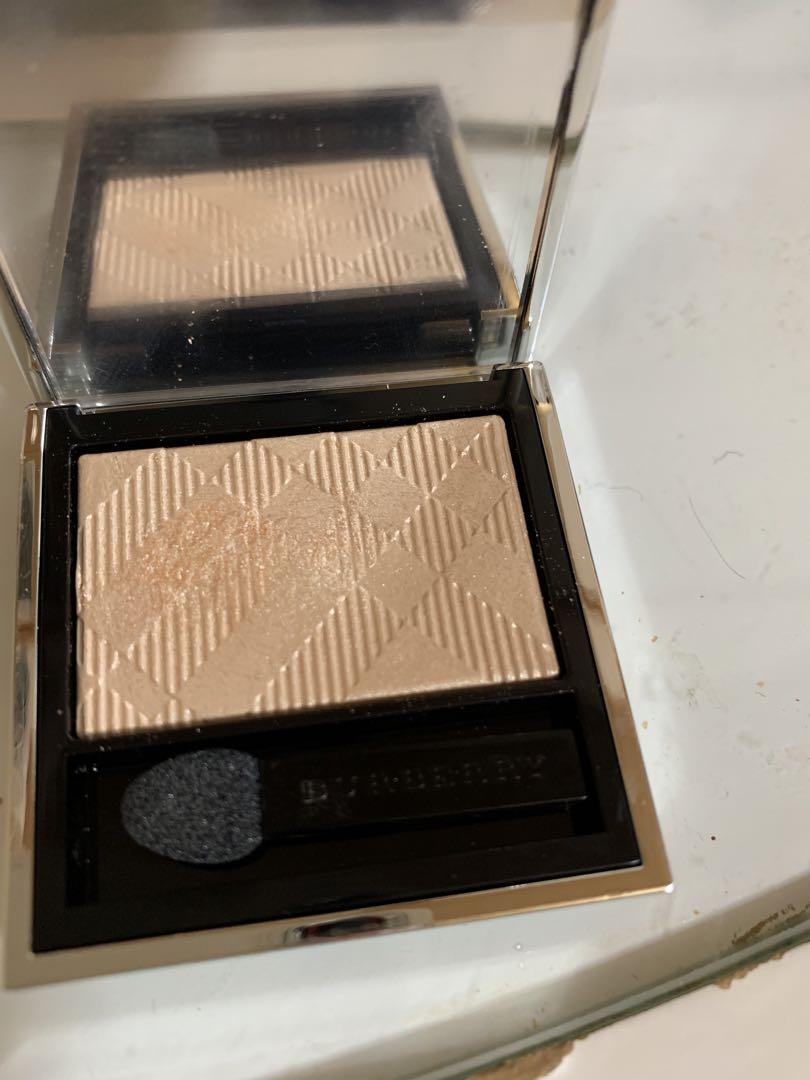 BURBERRY アイシャドウ バーバリー アイカラーグロウ
