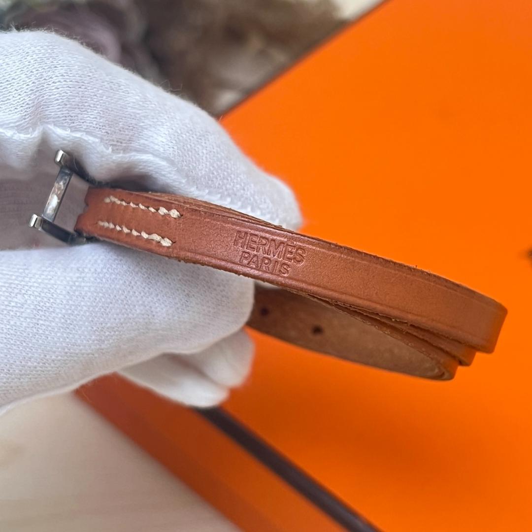 HERMES - エルメス アピ3 レザー ブレスレット Hバックル