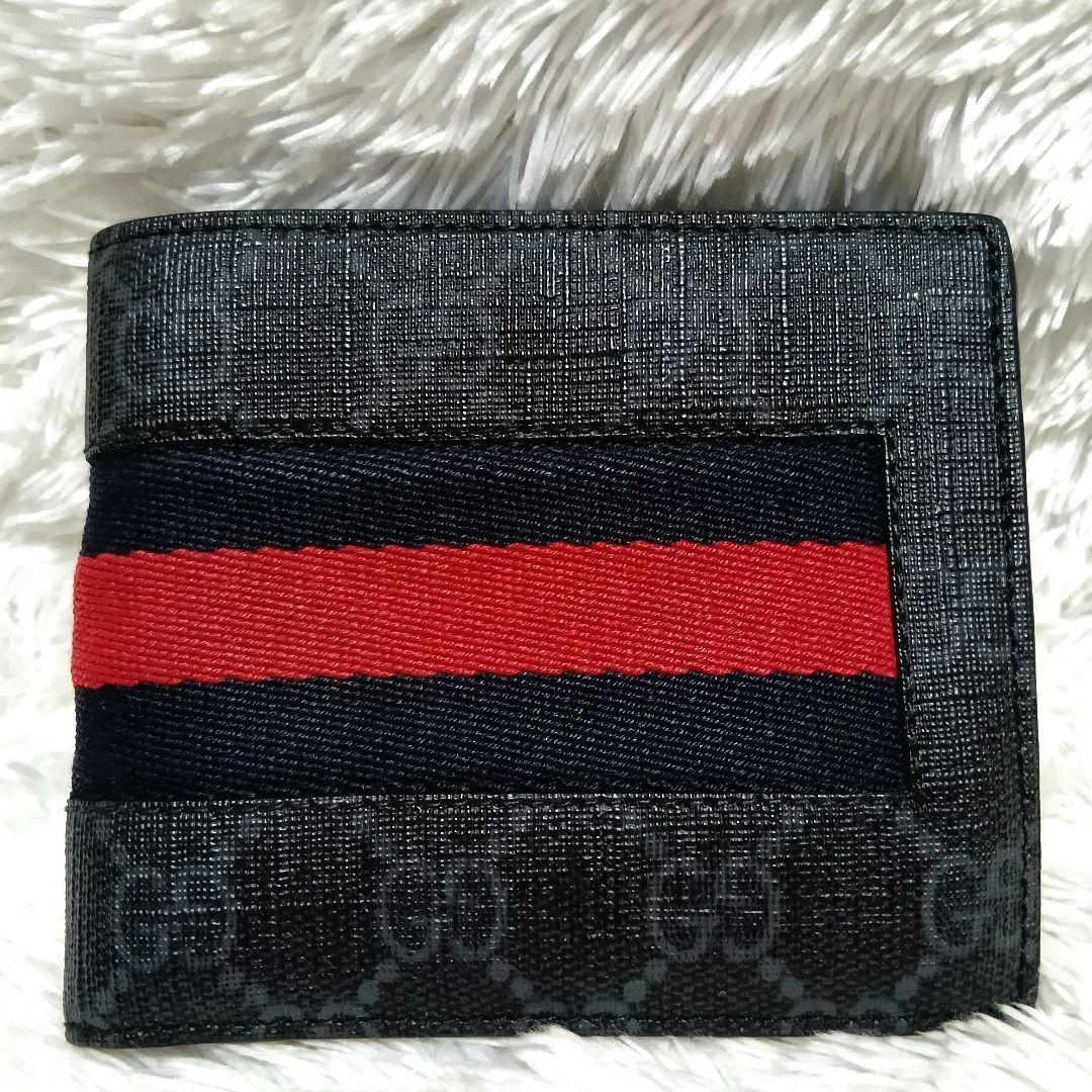 GUCCI 二つ折り財布　GG柄　シェリーライン　イタリア製 GUCCI グッチ シェリーライン GG柄 二つ折り 財布 ブラウン