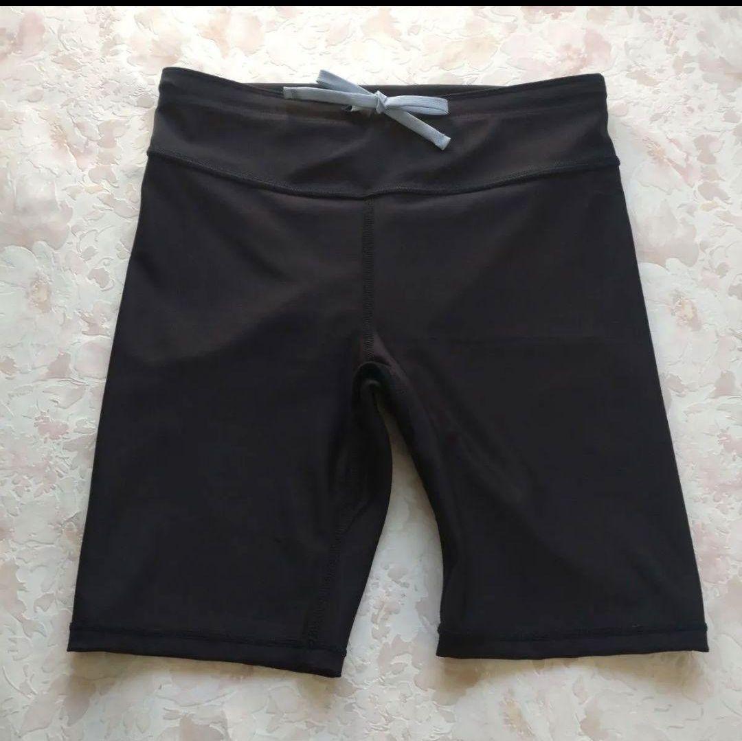 新品 NIKE ナイキ フィットネス水着 セパレーツ フルジップ ボタン付 S