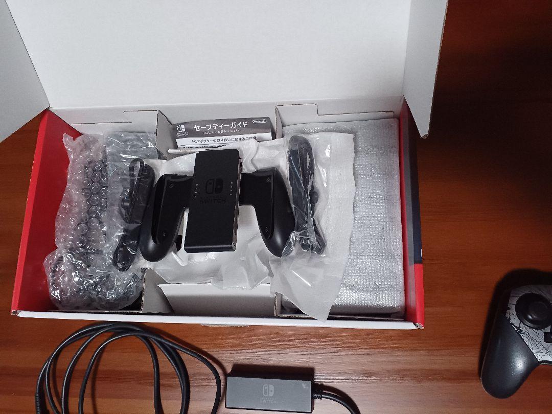 Nintendo Switch 本体 ネオンブルー・ネオンレッド