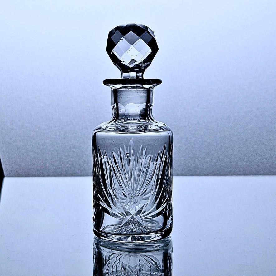 輝くオールドバカラ 美しいクリスタルカットの香水瓶 #22【20世紀初頭】