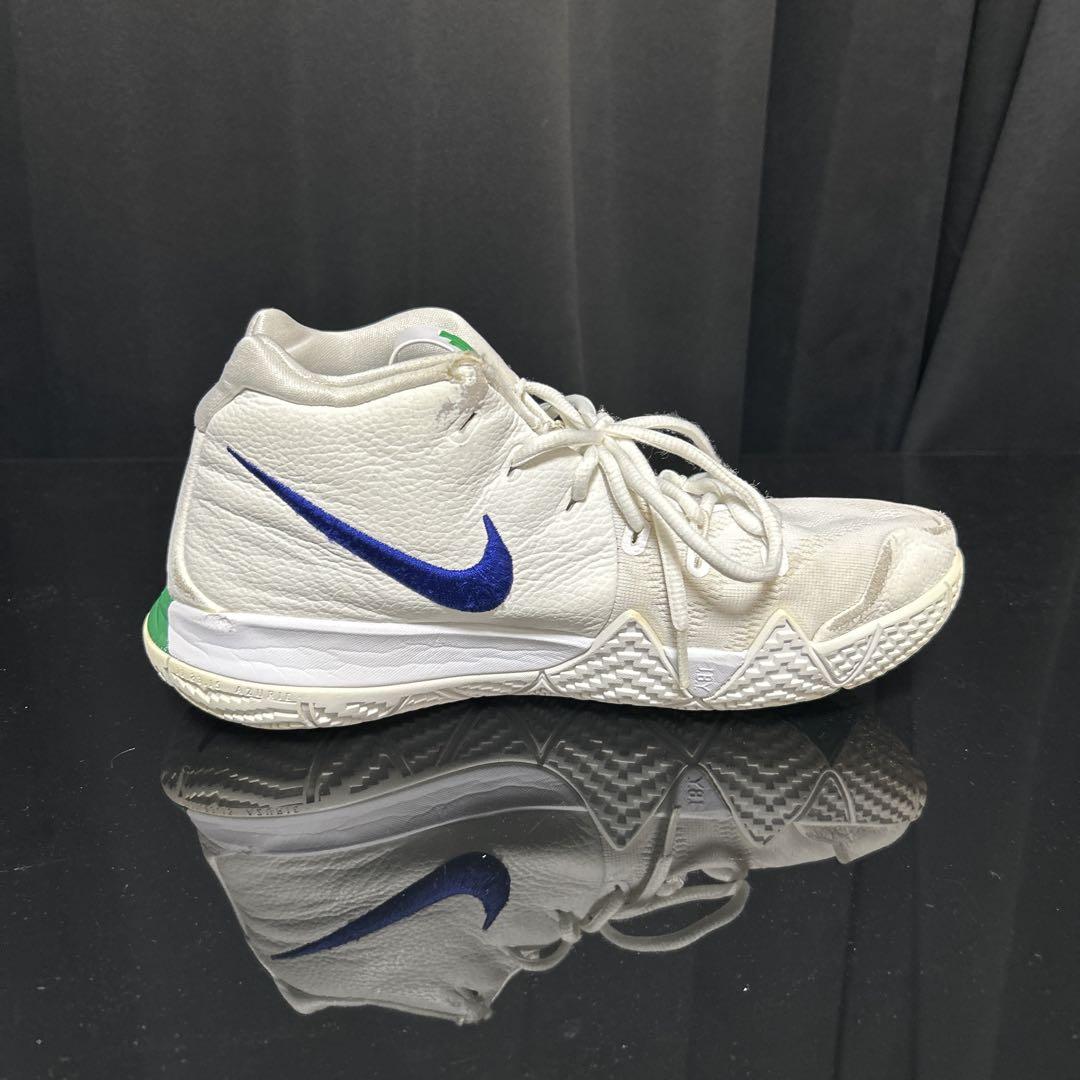 Nike Kyrie 4ホワイト/ネイビー/グリーン