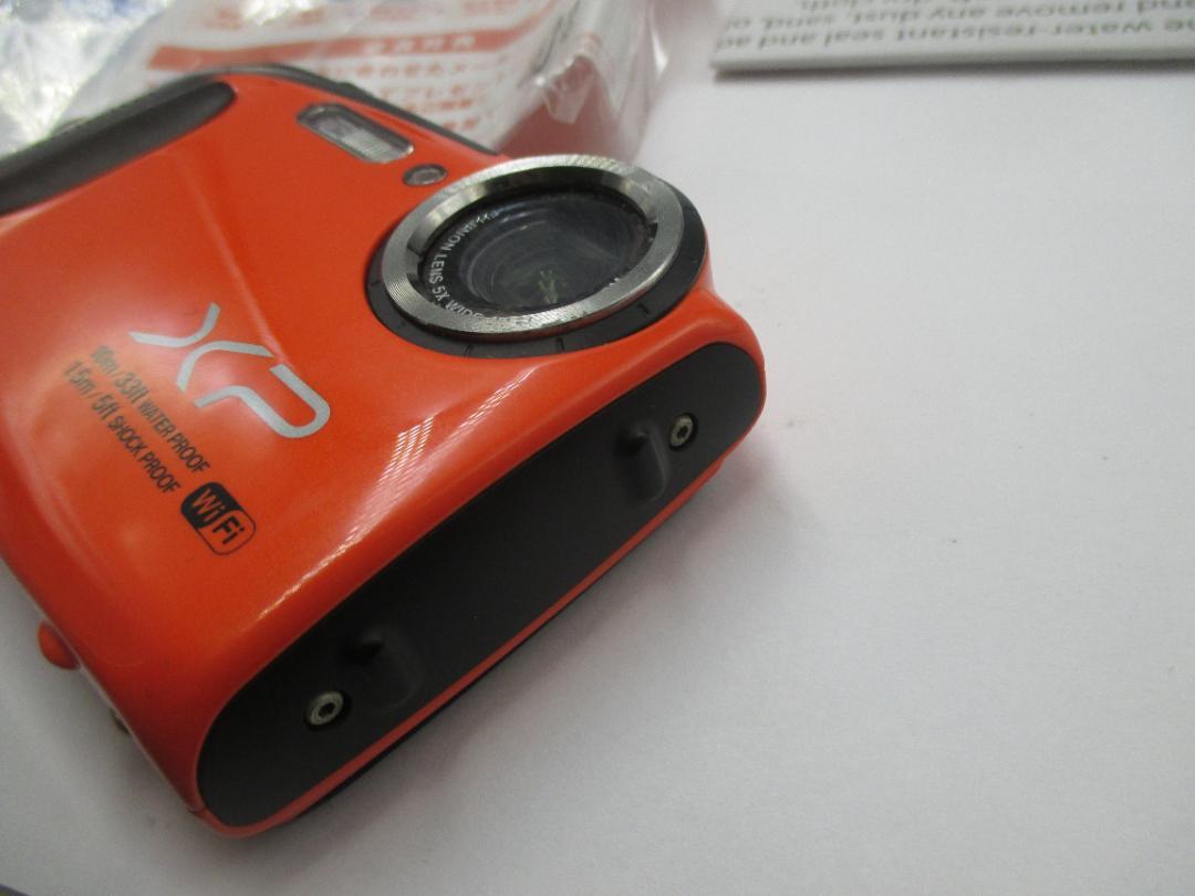 【送料無料】FUJI FILM FINEPIX XP70 WiFi対応 動作品