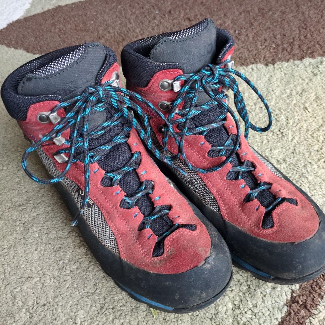 SIRIO 41A シリオ　登山靴 ゴアテックス　25.5センチ