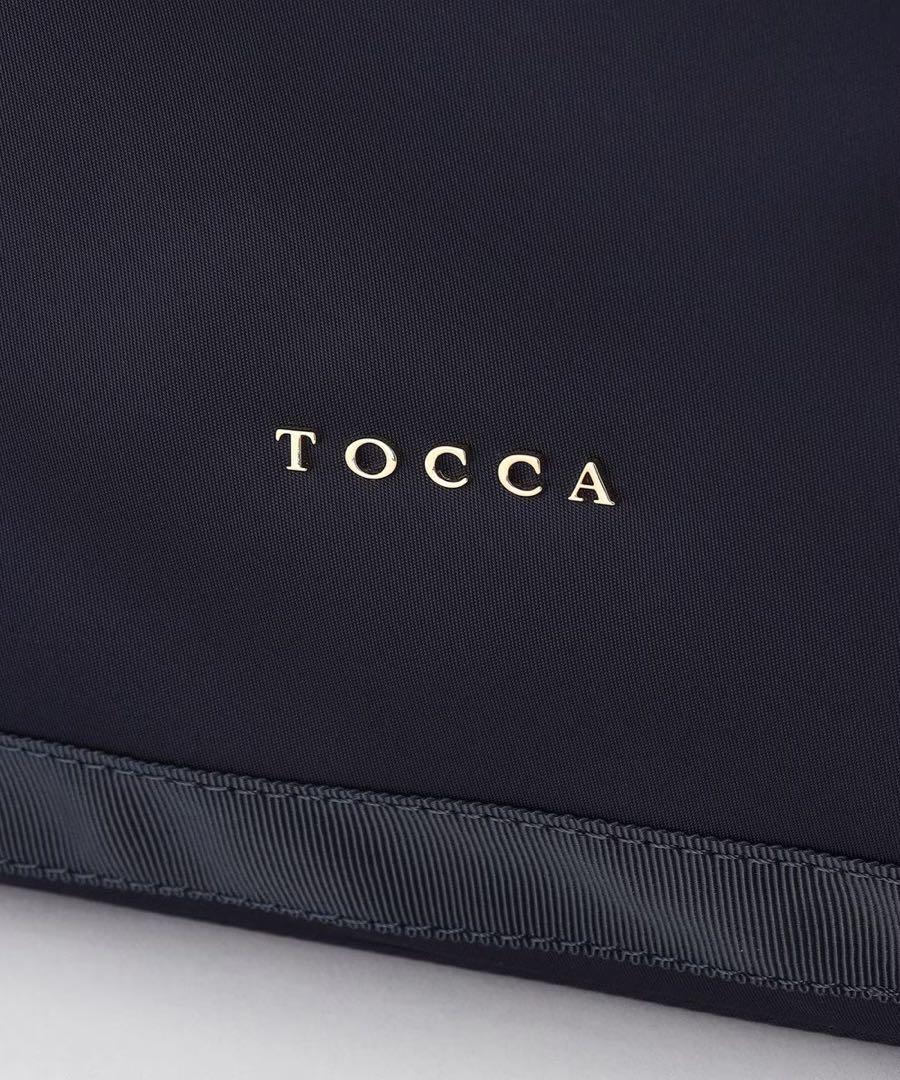 TOCCA A4サイズ対応　撥水　ナイロンバッグ　通勤バッグ　ネイビー　トート