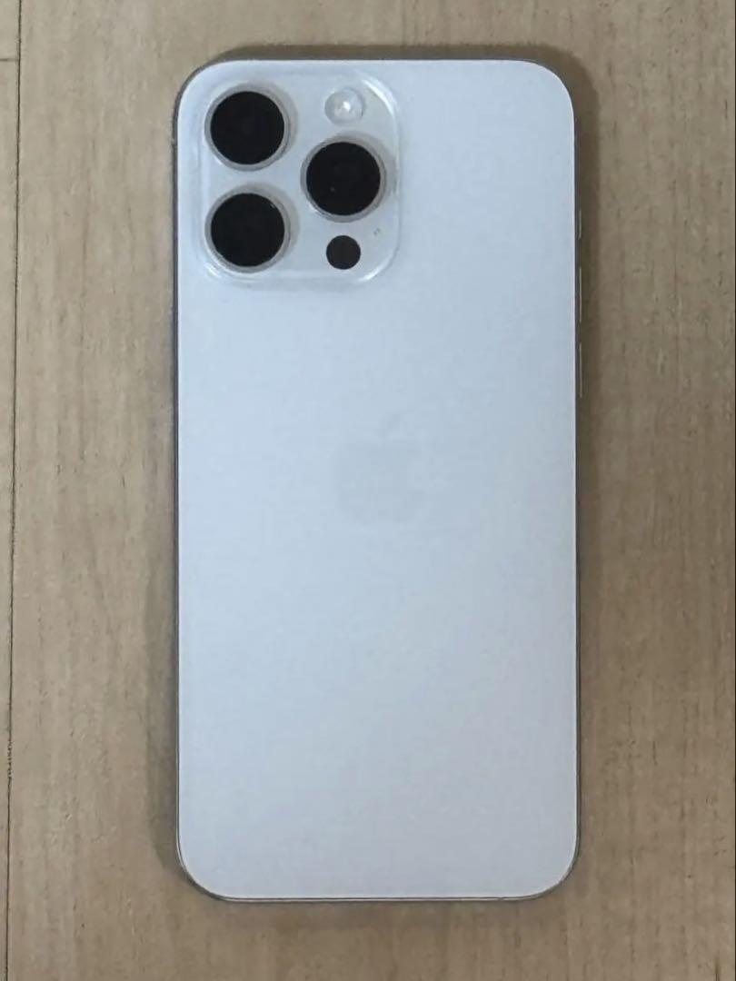 iPhone 15 Pro Max 256GB ホワイトチタニウム 新品 | TreMart