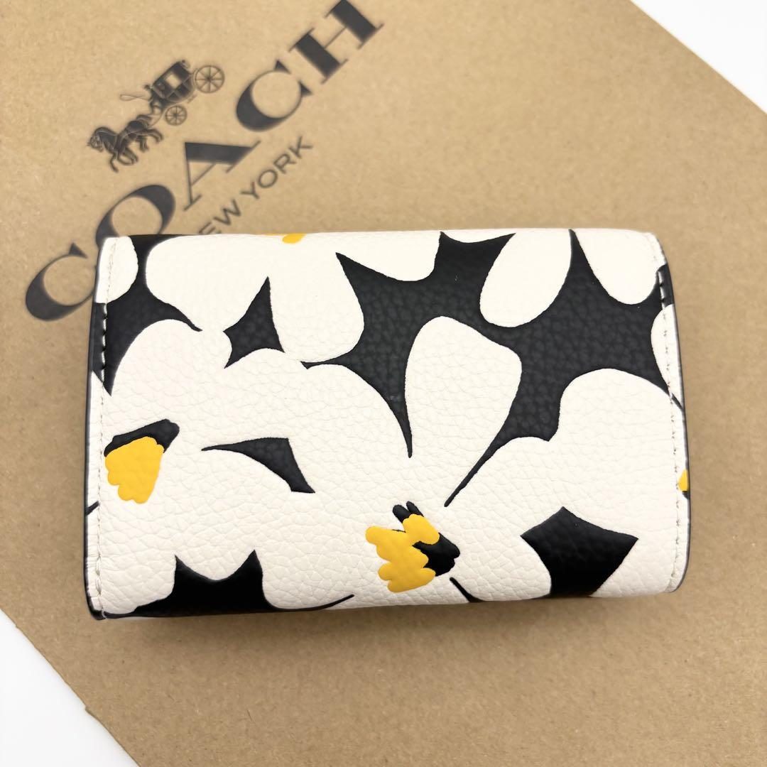 COACH☆新品】エッセンシャル ミニ トライフォールド