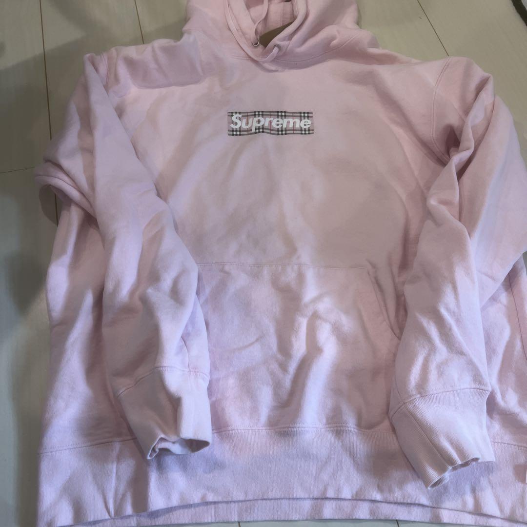 supreme、Burberryパーカー - メルカリ