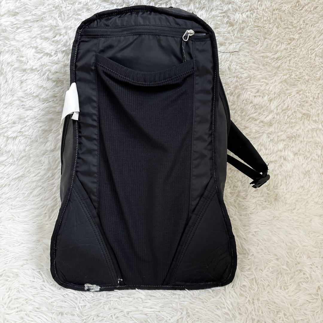 【廃盤品】 アークテリクス　アロー22　リュック　バックパック　ロゴ　ブラック