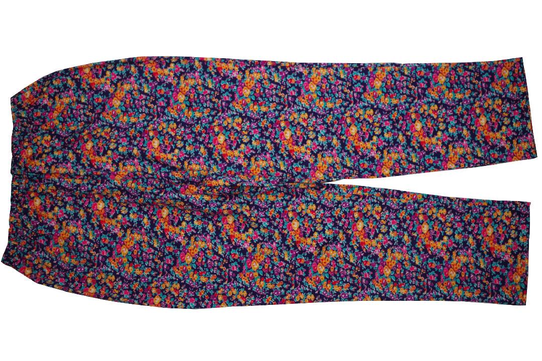 【新品】リバティ LIBERTY fabric　秋冬物パジャマ（Ｍ）A16