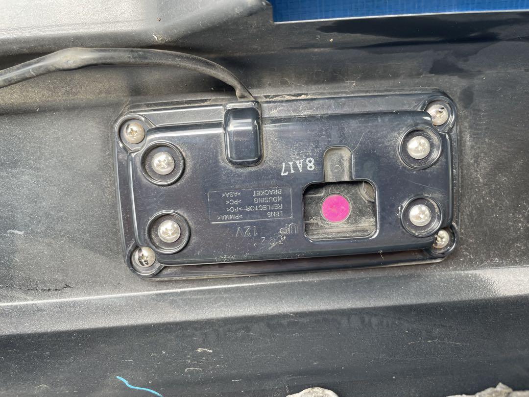 中古傷あり　ハイエース4型　TRDスポイラー LED付　フロント　バンパーガード