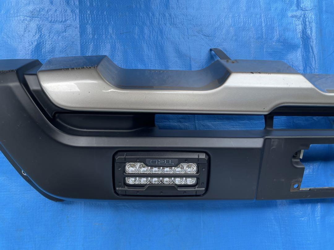 中古傷あり　ハイエース4型　TRDスポイラー LED付　フロント　バンパーガード