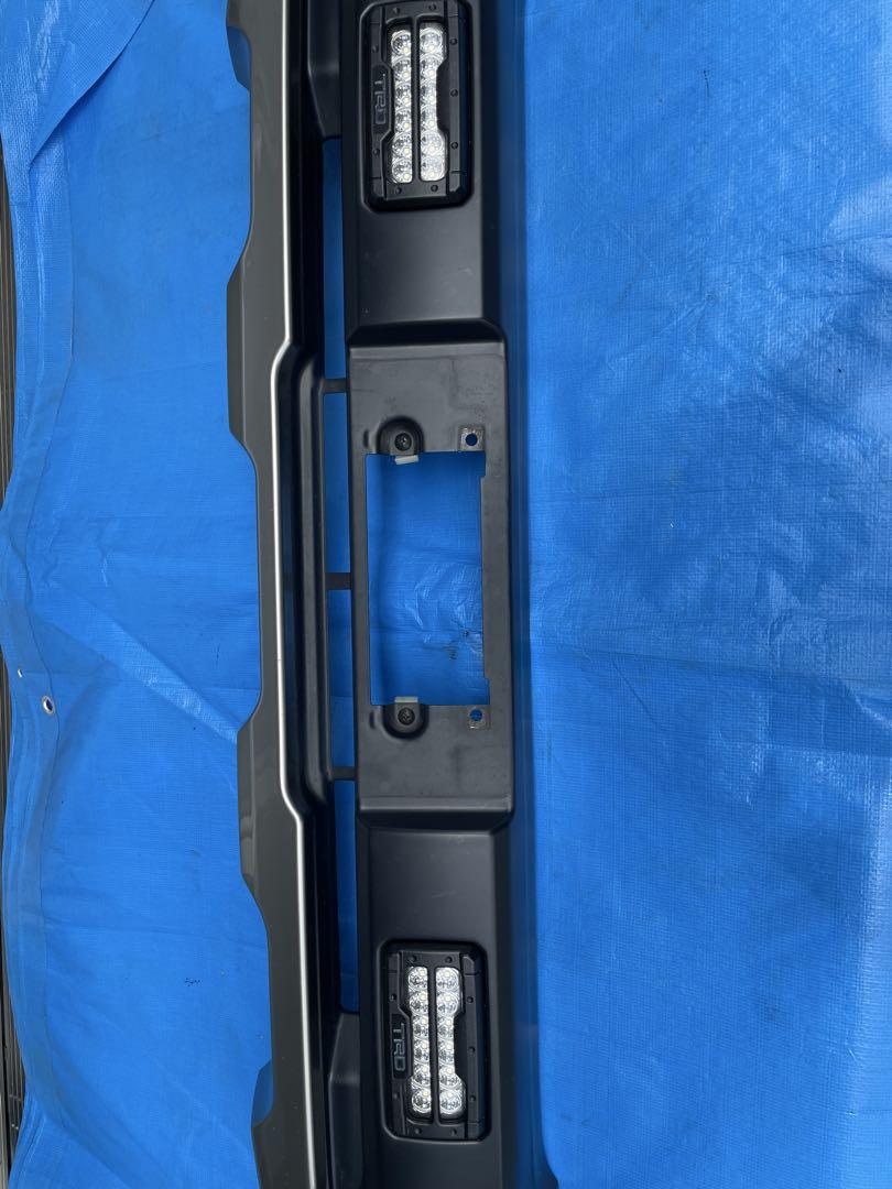 中古傷あり　ハイエース4型　TRDスポイラー LED付　フロント　バンパーガード