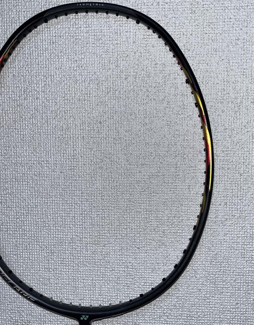 アストロクス77 プロ 4UG5ヒビ有り ナノフレア 1000 ゲーム ヒビ有り YONEX アストロクス77 4UG5 2本☆最終値下げ☆