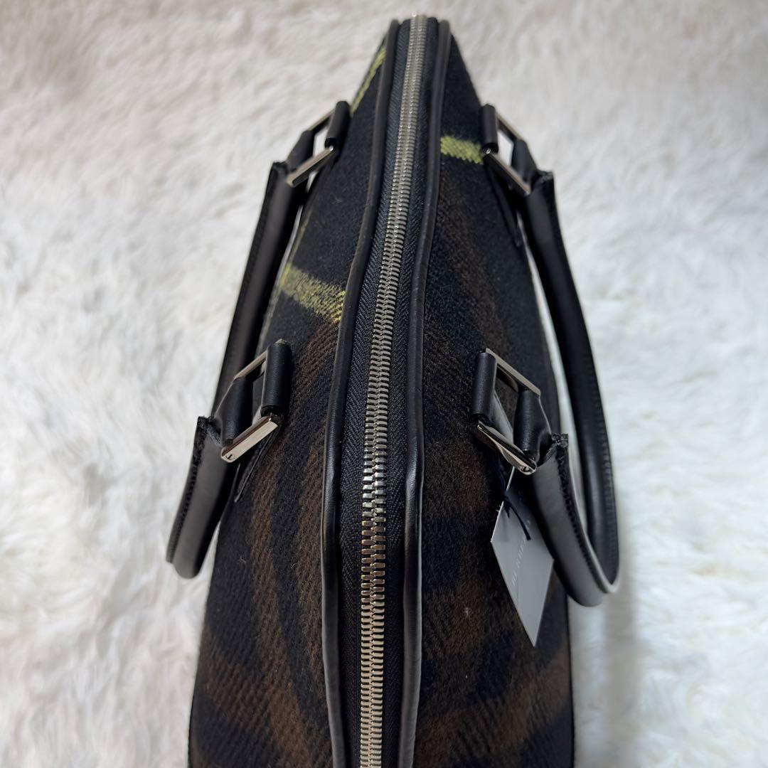 極上品 極美品 Burberry バーバリー ハンドバッグ ダブルジップ 画像13