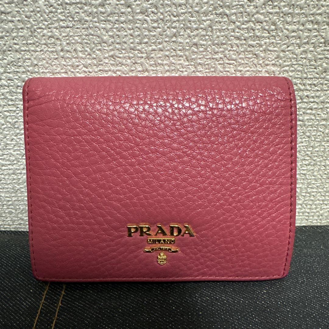 プラダ 財布　コインケース