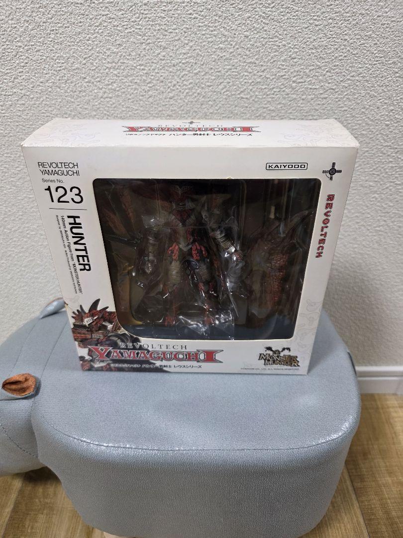 REVOLTECH YAMAGUCHI モンスターハンター　レウスシリーズ