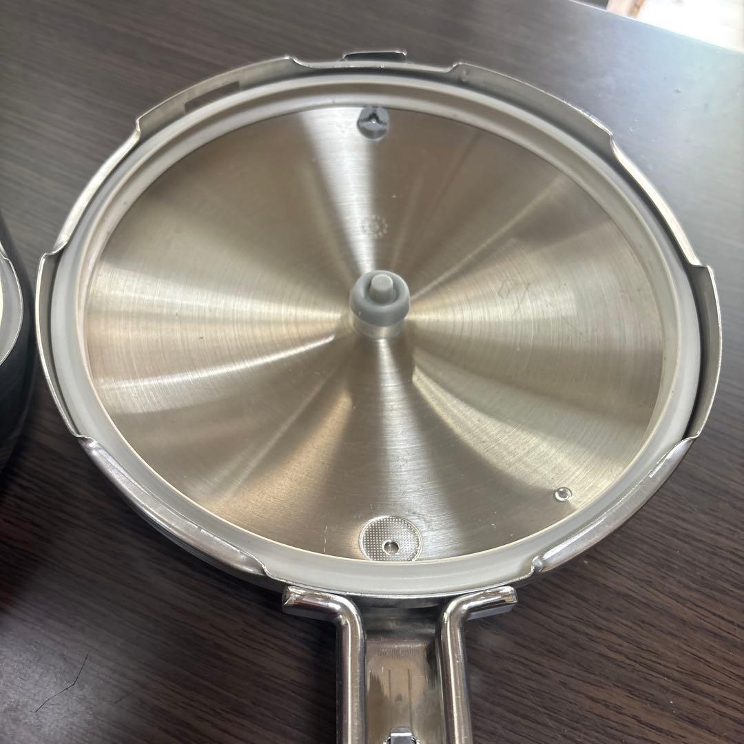 Tupperwareタッパーウェア パーフェクトキッチン圧力鍋9L目立った傷や汚れなし