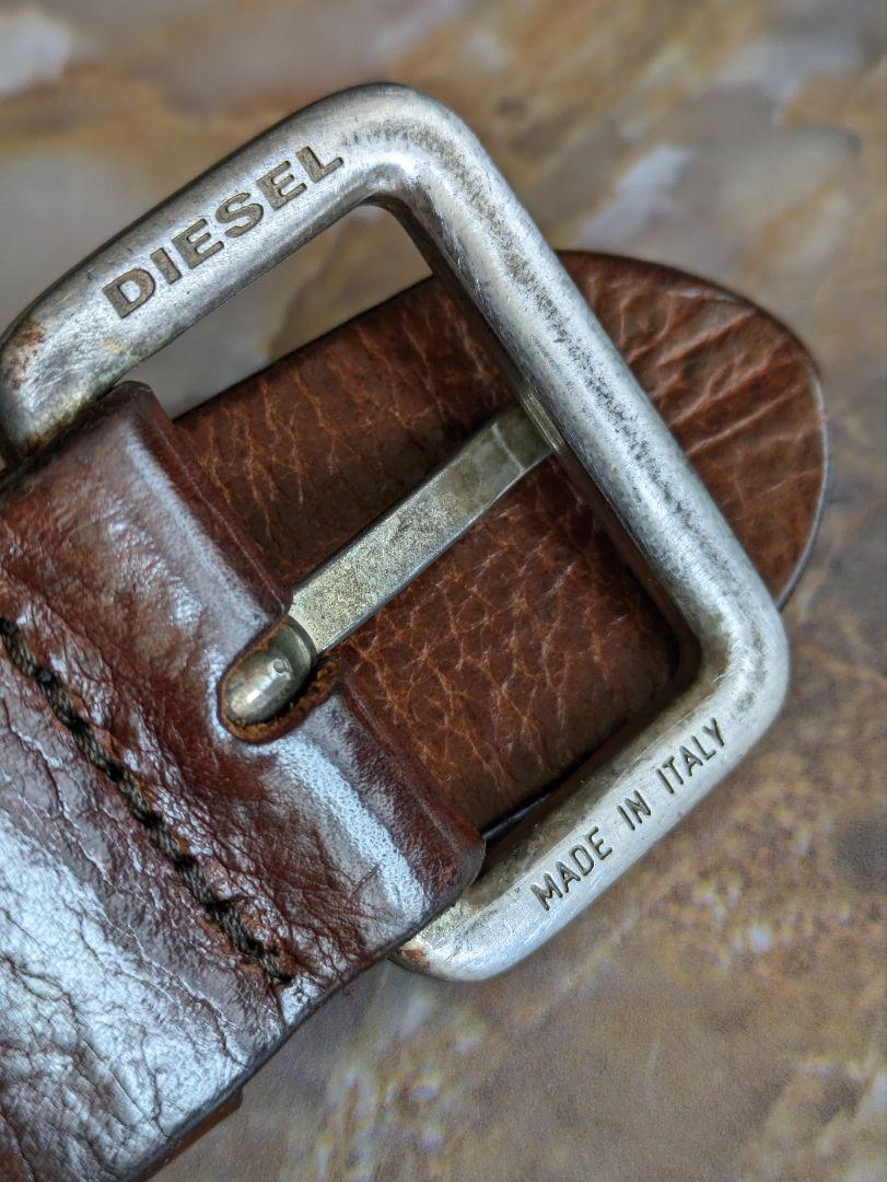 DIESEL ロゴプレート付オイルレザーベルト　アンティークブラウン　イタリア製