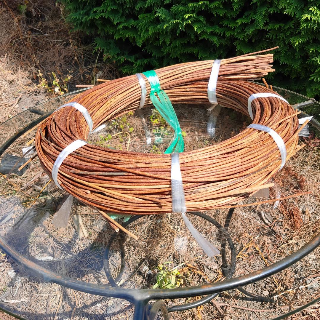 みっくん　青森岩木山採取　あけび蔓　150cm～ 5kg 依)青森県岩木山採取 あけび蔓 70cm～150cm 3kg - メルカリ