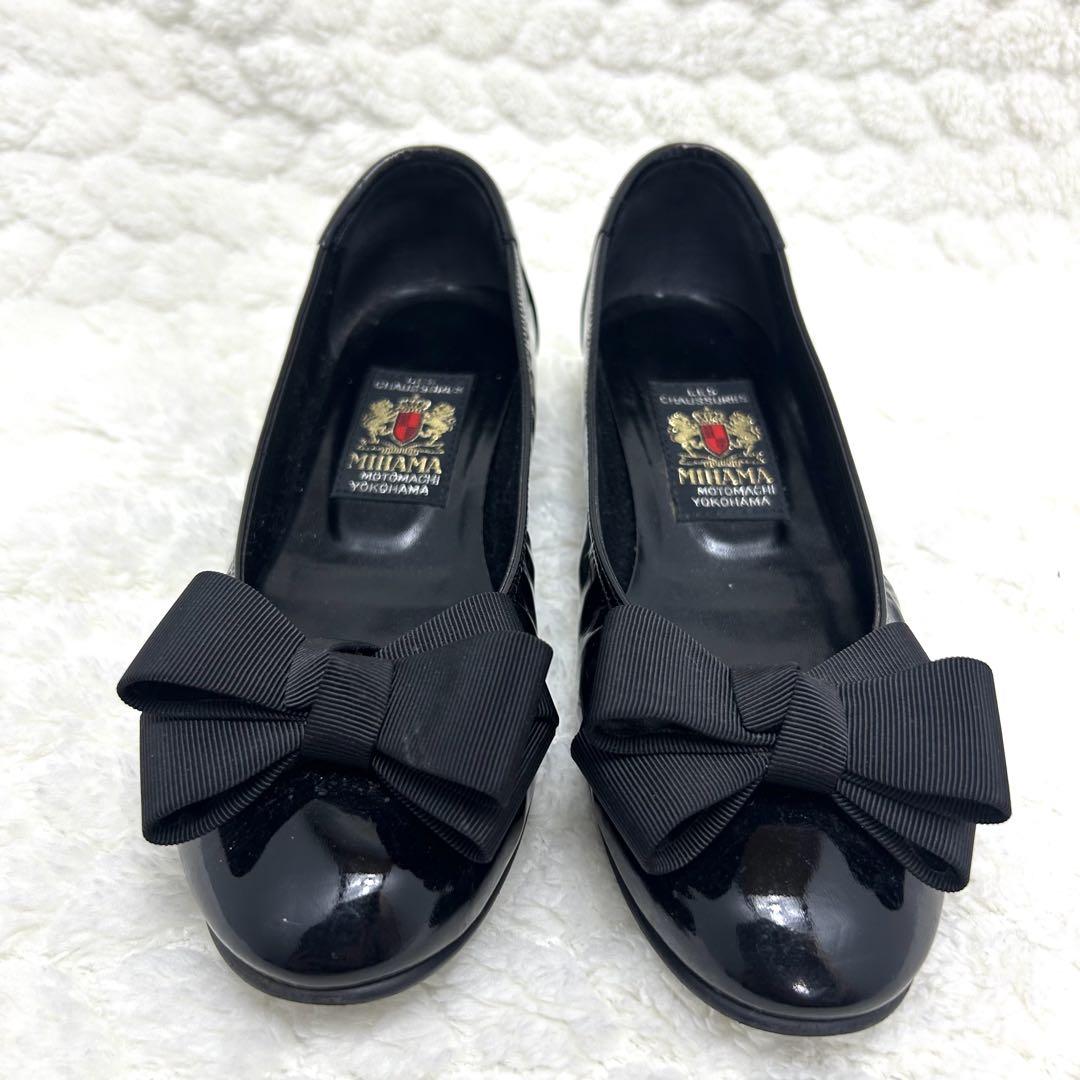 新品ファッション - MIHAMA ミハマ リボン パンプス エナメル 黒