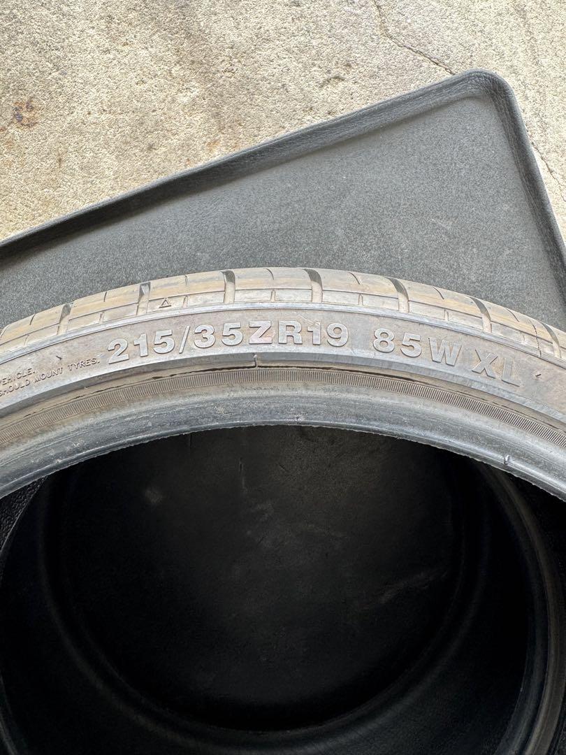 215/35R19 中古タイヤ2本