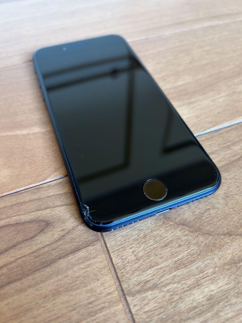 iPhone SE 第2世代 (SE2) ブラック 64 GB Softbank iPhone SE 第2世代 (SE2) ブラック 64 GB Softbank