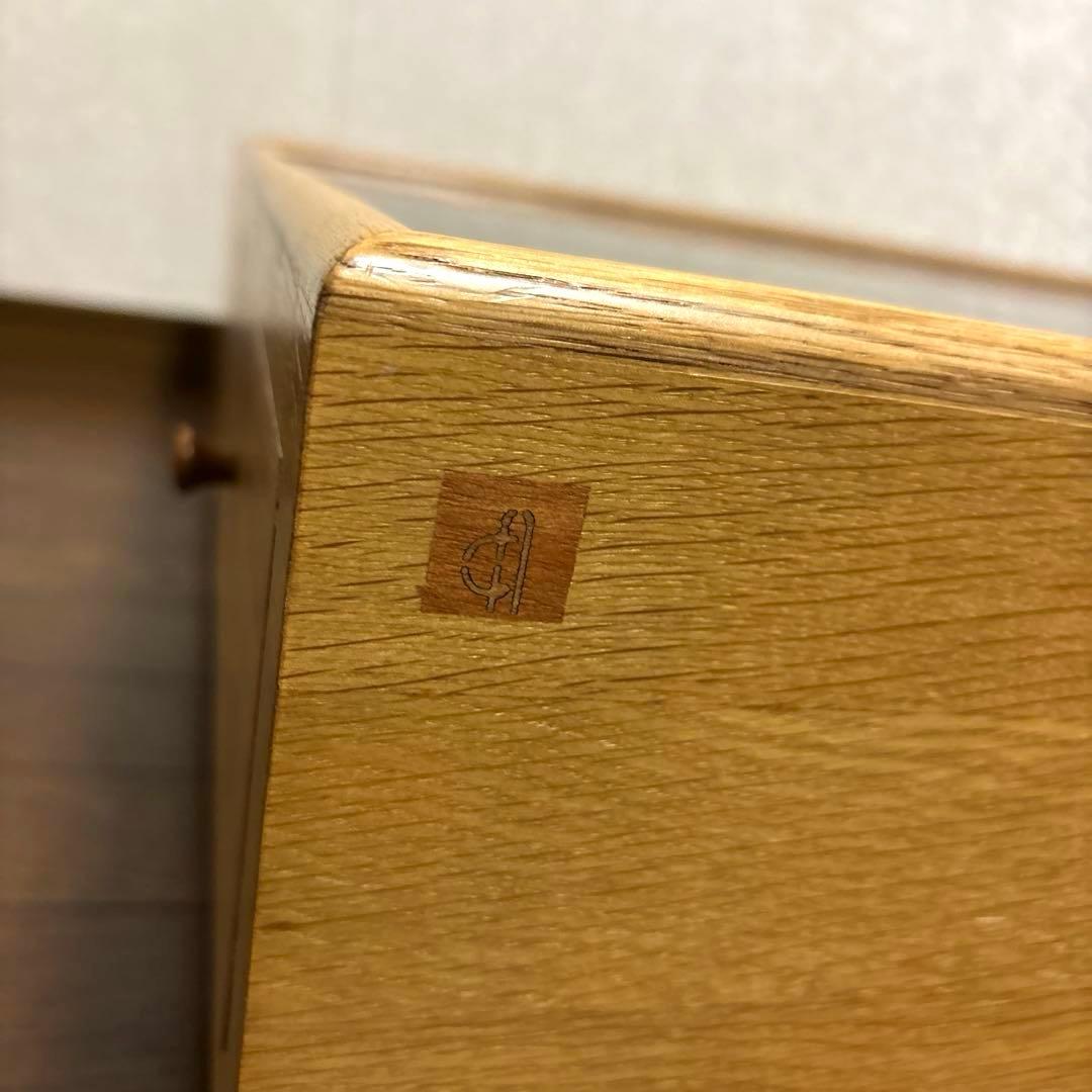 ローテーブルやや傷や汚れあり