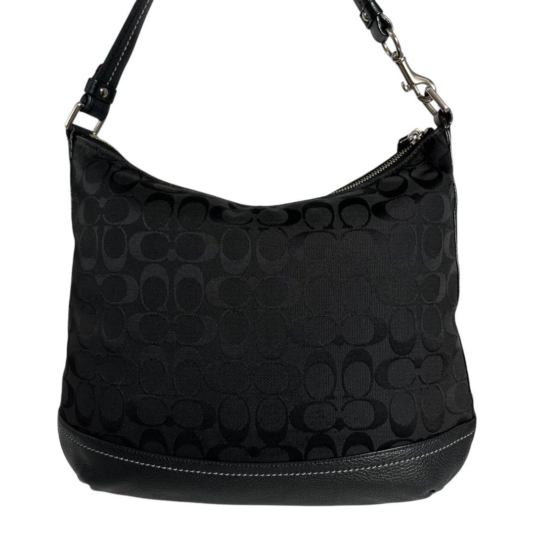 美品　コーチ　ハンドバッグ　黒　シグネチャー　ターンロック　COACH　s55 美品 コーチ ハンドバッグ 黒 シグネチャー ターンロック COACH