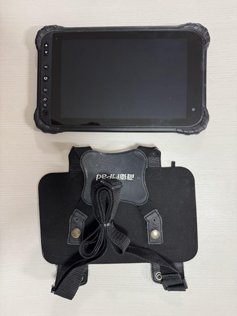 蔵衛門Pad tough ※付属品はカバーストラップのみ